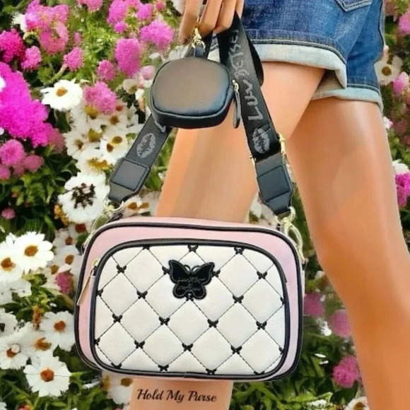 Betsey Johnson Butterfly Quilted Pink Camera Bag & Key Fob Coin Purse NWT - Picture 1 of 10